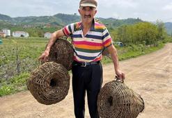 45 yıldır dikenli sarmaşıklardan balık sepeti örüyor