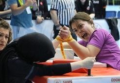 Bilek Güreşi Türkiye Şampiyonası Samsun’da başladı