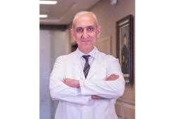 Prof. Dr. Burak Işık: Karın ağrısını hafife almayın