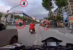 Motosikletlerle tek teker üzerinde yarışıp, görüntüleri sosyal medyada paylaştılar