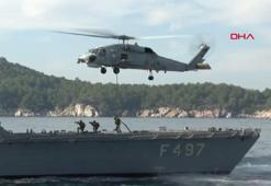 Antalya'da arızalanan helikopter denize acil iniş yaptı