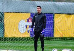 Eyüpspor, Berke Özer ve Luccas Claro’nun sözleşmelerini uzattı