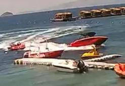Bodrum'da turistlerin çekildiği deniz yatağının iskeledeki tekneye çarpması kamerada; 3 yaralı