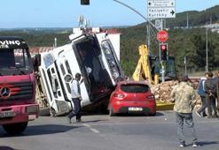 Konya'da yolcu otobüsü devrildi: 14 kişi yaralandı