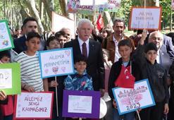 İstanbul Valisi Davut Gül Gülhane Parkı'ndaki 'Aile Yılı Yürüyüşü' ne katıldı