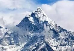 Everest'e tırmanmaya çalışan Filipinli dağcı yorgunluktan hayatını kaybetti