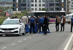 Otomobiliyle önünü kestiği boşanma aşamasındaki eşini tabancayla öldürdü