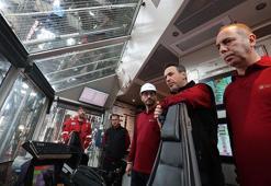 Bakan Bayraktar'dan, Karadeniz'deki sondaj gemisi Abdülhamid Han'a ziyaret