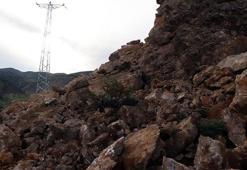 Oltu’da heyelan; dağdan kopan kaya parçaları mahallenin yolunu kapattı