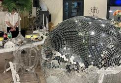 Kına gecesinde dev 'disko topu' yerinden koptu; gelin ve 2 kişi yaralandı