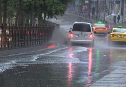 İstanbul'da yağmur etkili oluyor