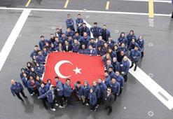 Gençler, TCG Anadolu ile Samsun’a doğru tarihi yolculuk yapıyor