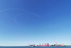 Türk Yıldızları gökyüzüne ‘Ay-Yıldız’ çizdi