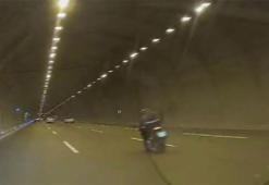Cebeci Tüneli'nde motosiklet kazası araç kamerasında