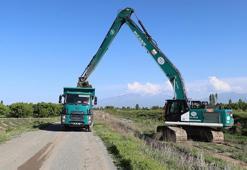 Iğdır'da sulama ve tahliye kanalı temizleniyor; tarımsal verimlilik artacak