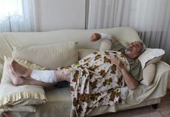 Yürüyüş yaparken köpekler saldırdı; koluna 40, bacağına 36 dikiş atıldı