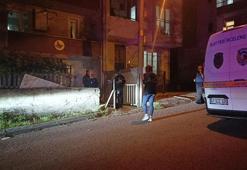 Yaşadığı evde karnından vurulmuş halde bulunan kadın hastaneye kaldırıldı