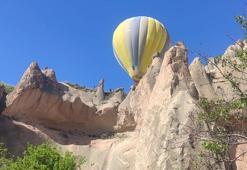 Kapadokya'da sıcak hava balonu, kayalıklara zorunlu iniş yaptı