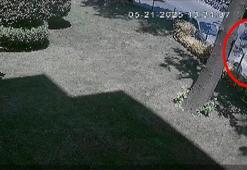 Beşiktaş’ta bir otomobil park halindeki araca çarparak takla attı; kaza anı kamerada