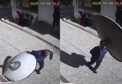 Fatih’te sokakta yürürken üzerine çanak anten düştü; o anlar kamerada