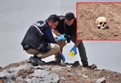 Okul inşaat kazısından insan kafatası ve kemikler çıktı