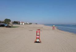 Karasu'da cankurtaran kulesini çaldılar