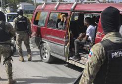 Haiti'de silahlı çete kasabaya saldırdı: 50 ölü