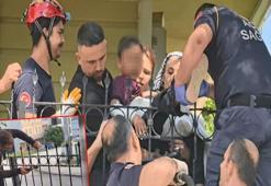 Asaf'ın bacağından operasyonla alınan korkuluk demiri, yerine tekrar monte edildi