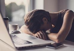 Araştırma: Uzun süre oturmak beyni küçültüyor