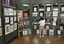 Çınar Uluslararası Kültür ve Sanat Derneği’nin yeni sergisi açıldı