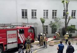 Üsküdar Devlet Hastanesinin ecza deposunda çıkan yangın söndürüldü