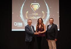 Türkiye İtibar Endeksi 2025 sonuçlarına göre markalar ödüllerine kavuştu