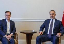 Dışişleri Bakanı Fidan, Moskova’da Devlet Başkanı Danışmanı Medinski’yi kabul etti