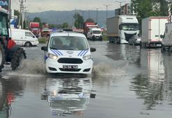 Bolu'da sağanak ve fırtına yaşamı olumsuz etkiledi