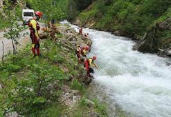Trabzon'da derede kaybolan çocuk aranıyor