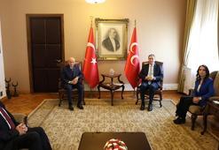 DEM Parti heyeti Bahçeli'yi ziyaret etti