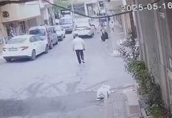 Bağcılar’da sokakta oynayan 3 yaşındaki çocuğa otomobil çarptı