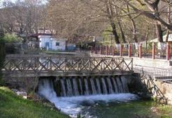 Yunanistan'da 3 yerleşim biriminde olağanüstü hal ilan edildi