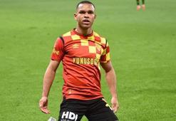 Göztepe'de Juan 1 sezon daha takımda