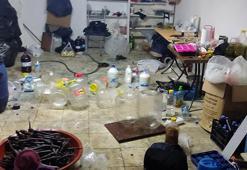 Hijyen kurallarının hiçe sayıldığı şalgam imalathanesi mühürlendi