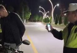 Polisten alkollü bisiklet sürücüsüne: Alkollü şekilde eşek bile kullanamazsın, sadece yürüyebilirsin
