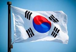 Güney Kore'de donanmaya ait uçak düştü