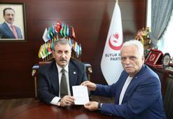 BBP Genel Başkanı Mustafa Destici kurban vekaletini Türk Kızılay’a verdi