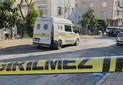 Bağcılar'da eşini silahla yaralayıp, intihar etti