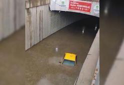 Malatya'da sağanak; altgeçitte mahsur kalan sürücüler kurtarıldı