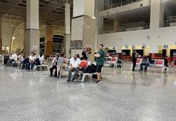 Diyarbakır Havalimanı pistinde çatlak; uçaklar başka meydanlara divert etti