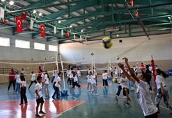 Fabrika Voleybol’un 40’ıncısı Mardin’in Derik ilçesinde açıldı