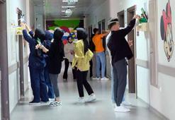 Bingöl’de üniversite öğrencileri, hastane duvarlarını çocuklar için boyadı