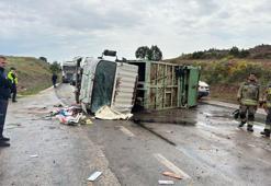 Belediyenin çöp kamyonu devrildi; 1 ölü, 1 yaralı