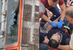 Adana'da yastık imalathanesinde yangın; 3'üncü katın penceresinden atlayan 2 işçi yaralandı